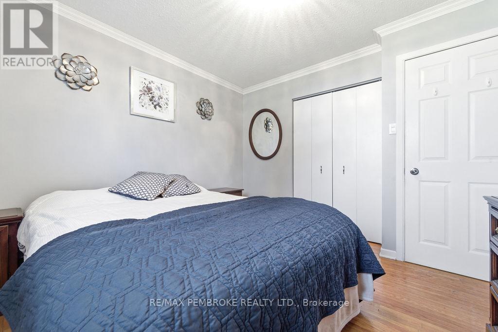 70 Selkirk Street, Petawawa, Ontario  K8H 1P4 - Photo 26 - X13125192