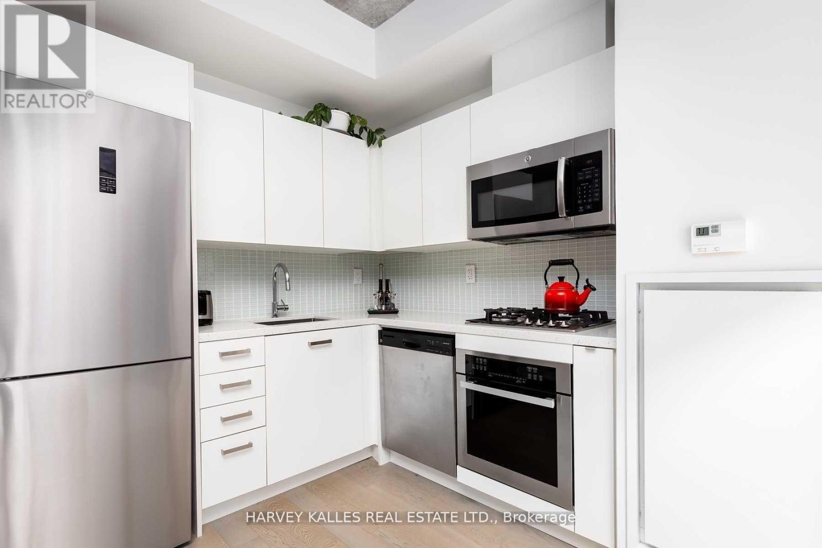 717 - 39 Brant Street, Toronto, Ontario  M5V 0M8 - Photo 6 - C13125230