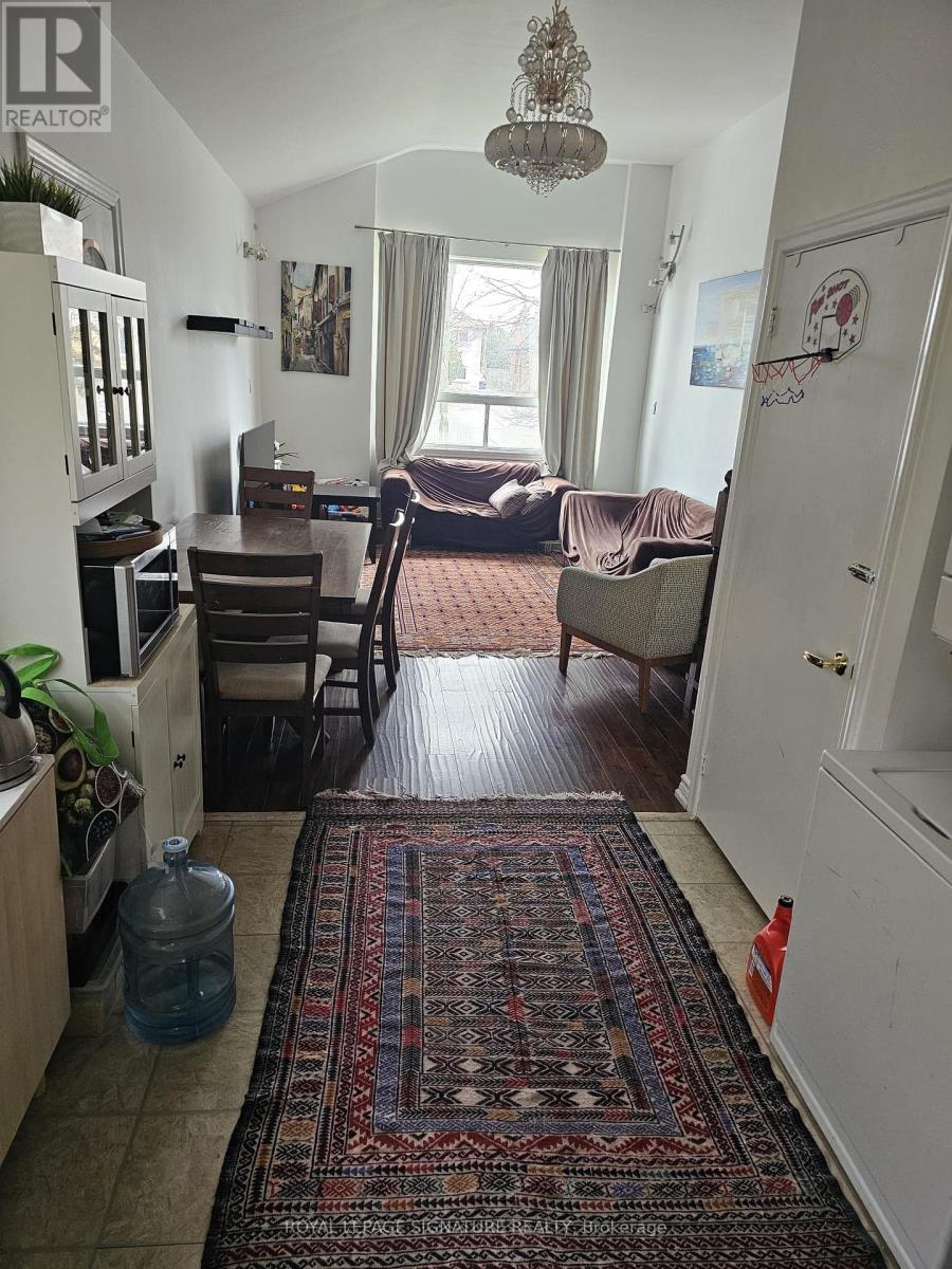 3242 Lawrence Avenue, Toronto, Ontario  M1H 1A4 - Photo 17 - E13125238