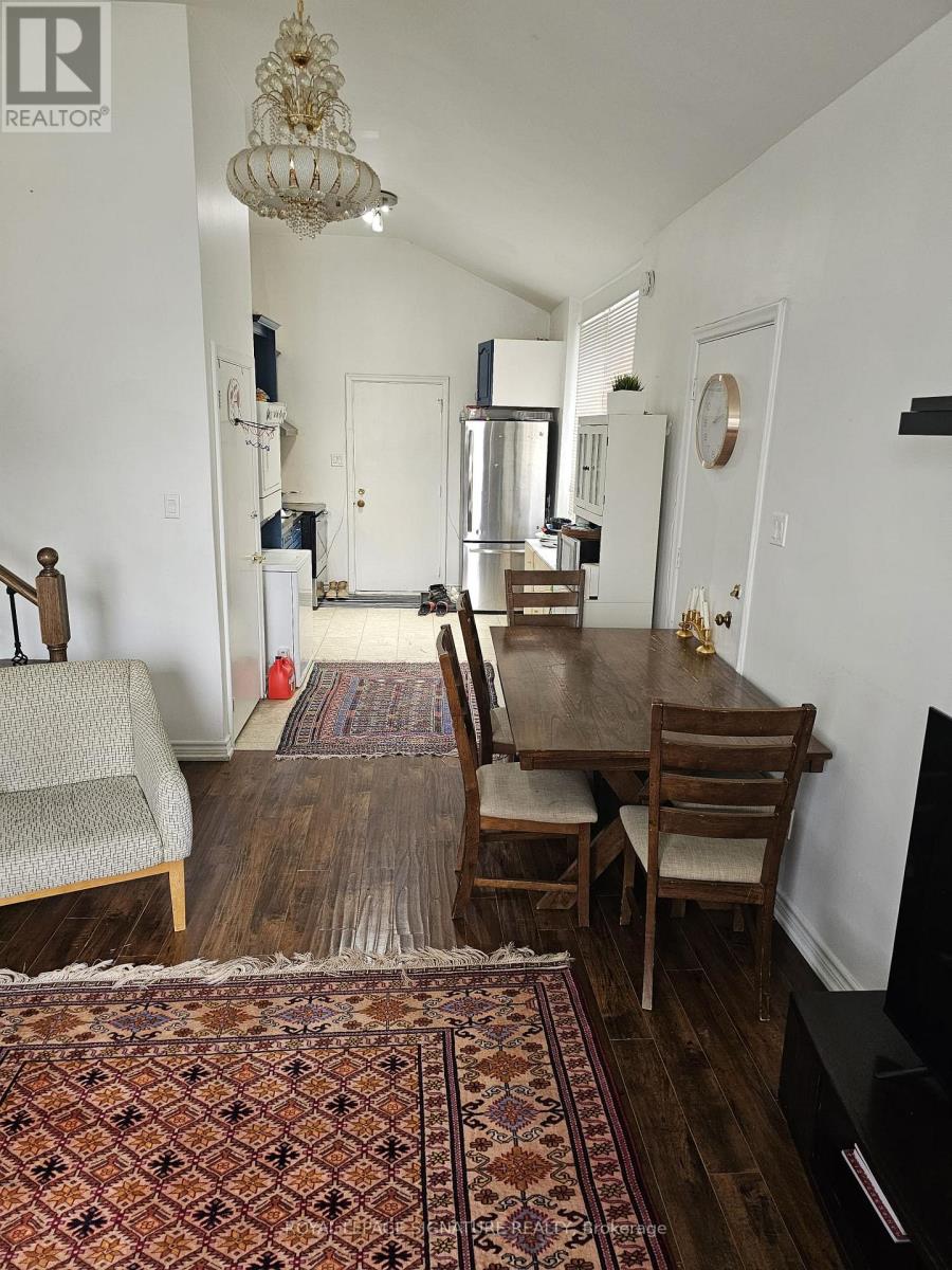 3242 Lawrence Avenue, Toronto, Ontario  M1H 1A4 - Photo 7 - E13125238