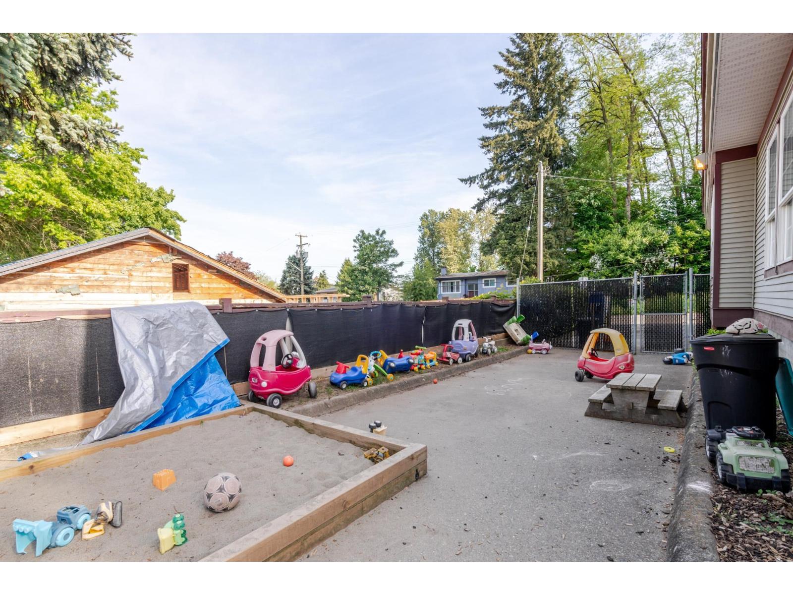 27233 29a Avenue, Langley, British Columbia V4W 3J7 - Photo 21 - C8078748