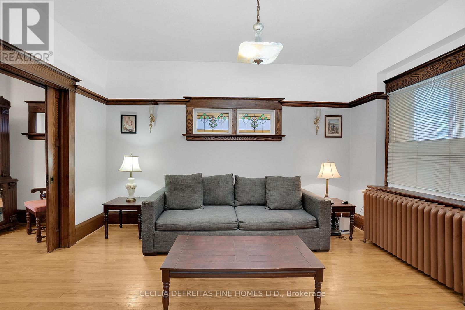 48 Westmount Avenue, Toronto, Ontario  M6H 3K1 - Photo 13 - W13125222