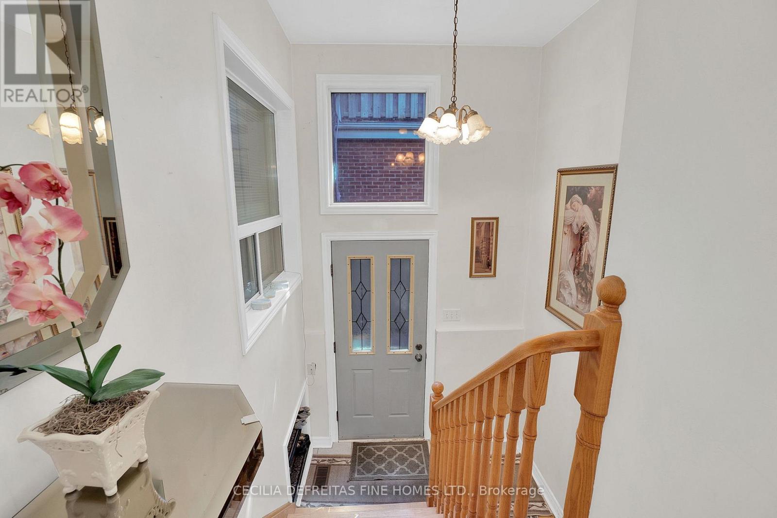 48 Westmount Avenue, Toronto, Ontario  M6H 3K1 - Photo 33 - W13125222