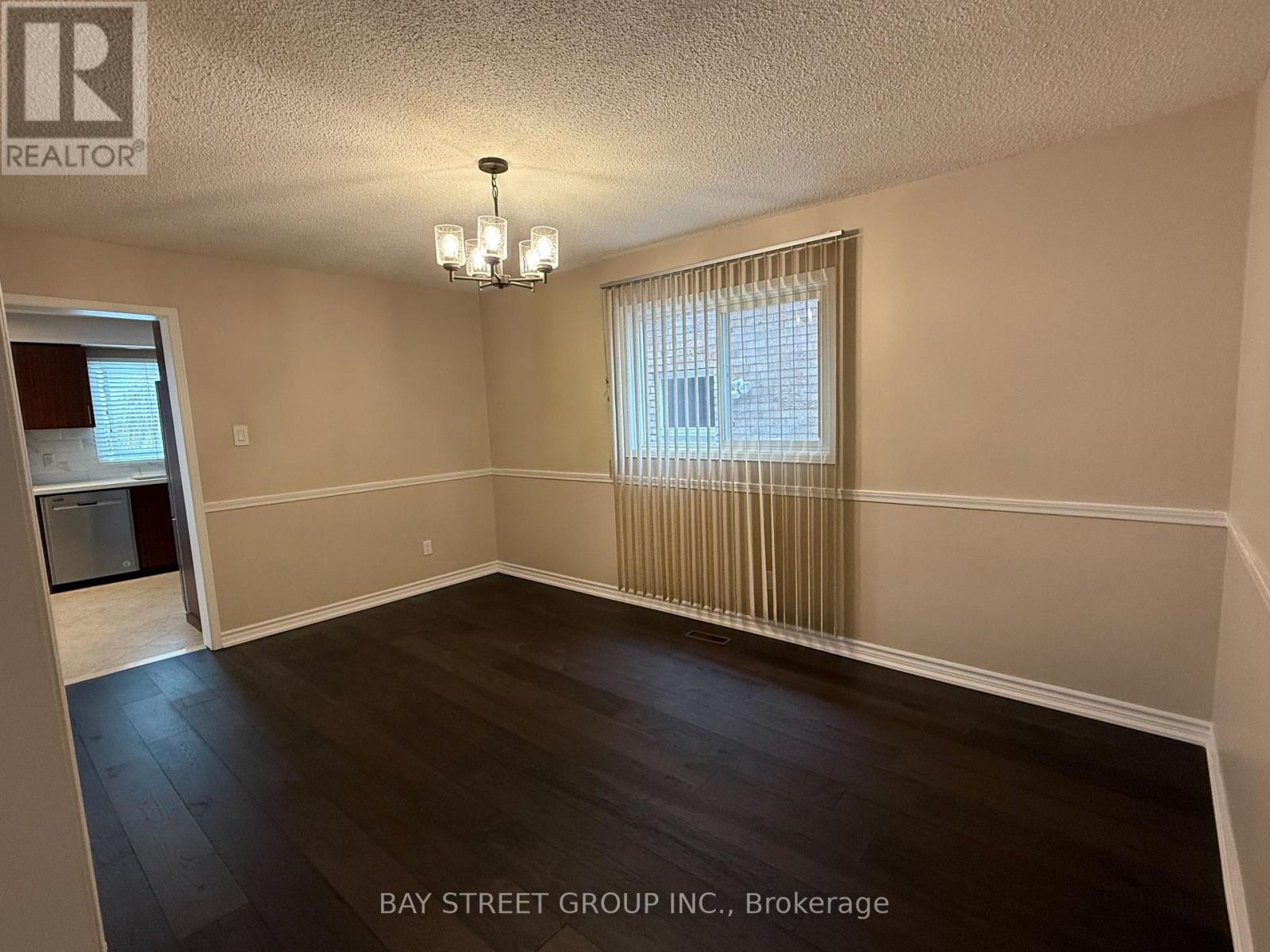 Room 1 - 4497 Longmoor Road, Mississauga, Ontario  L5M 4H6 - Photo 2 - W13125226