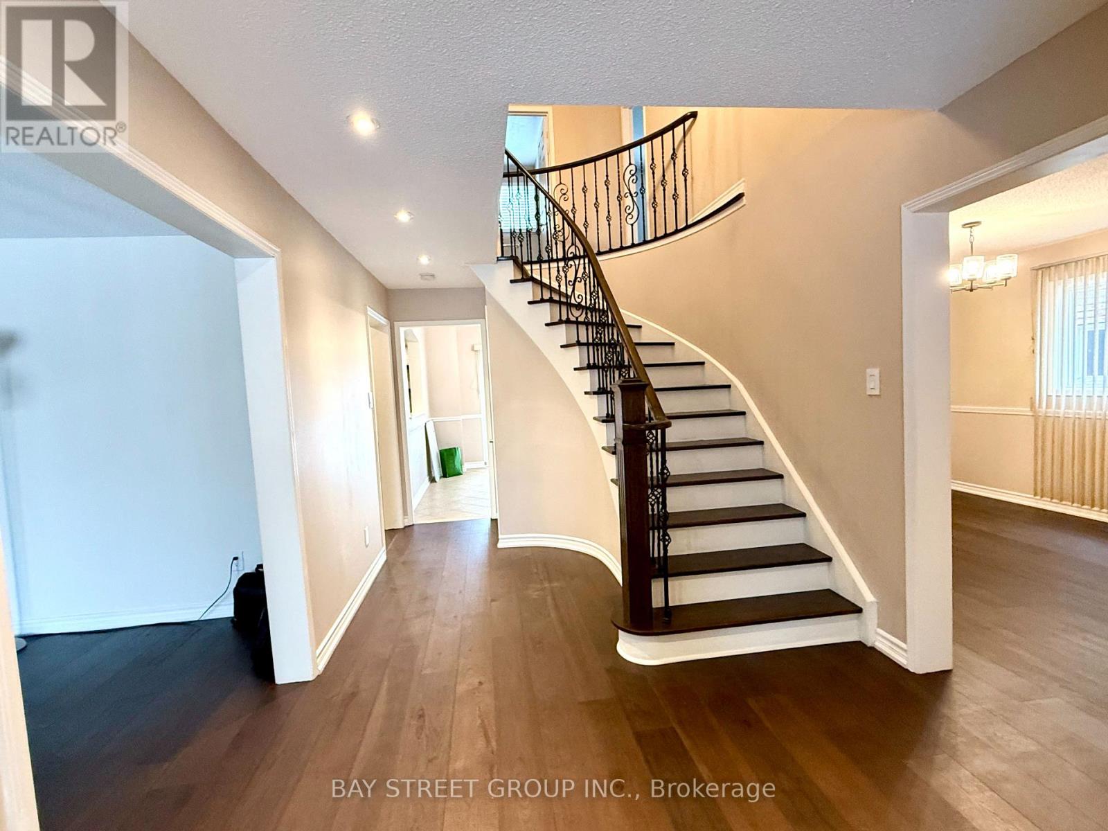 Room 1 - 4497 Longmoor Road, Mississauga, Ontario  L5M 4H6 - Photo 4 - W13125226