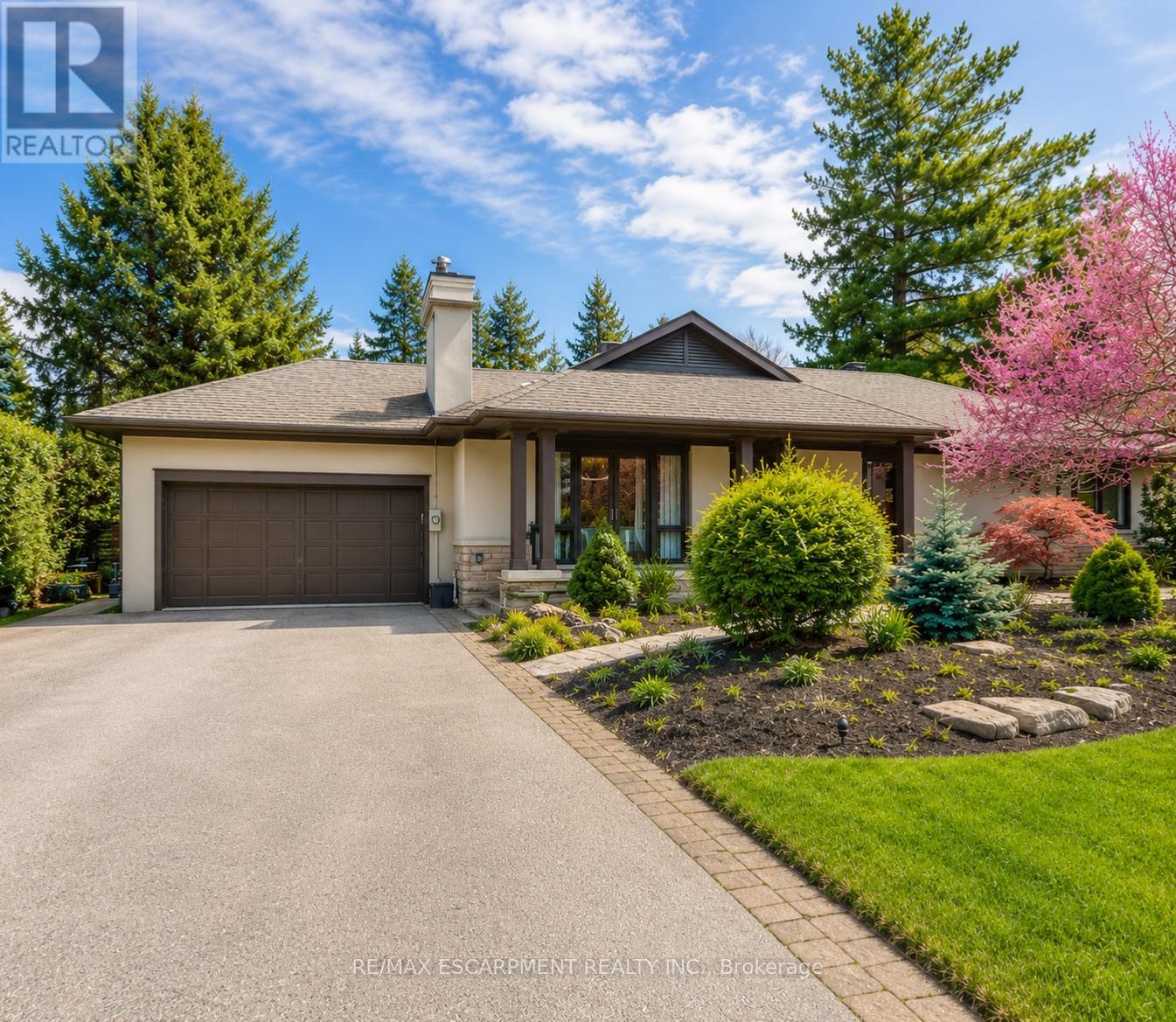 1518 OAKHILL DRIVE, Oakville, Ontario