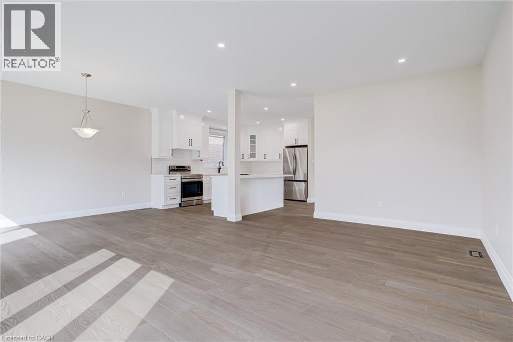 39 Norwich Road, Stoney Creek, Ontario  L8E 1Z7 - Photo 12 - 40830077