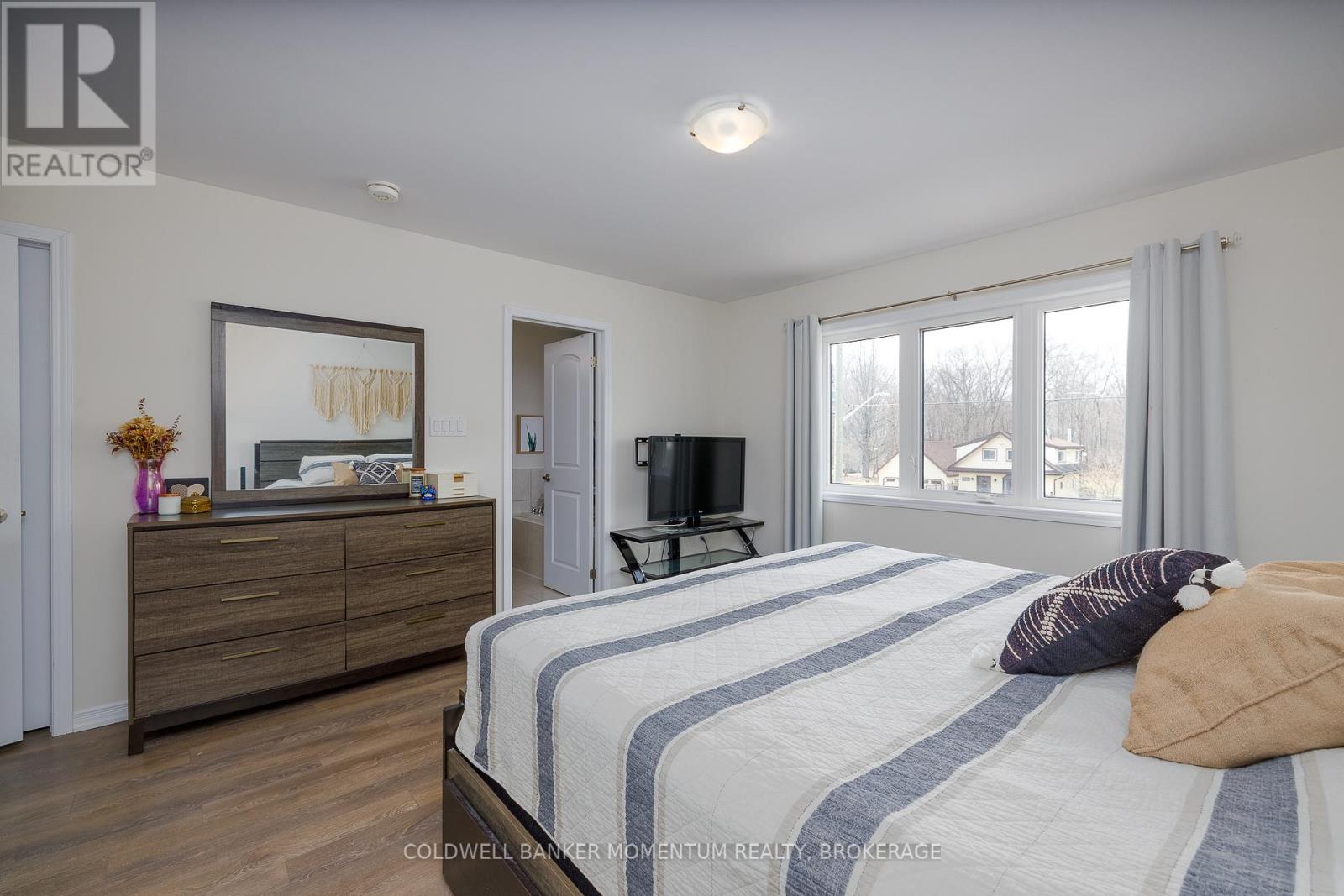 8823 Chickory Trail, Niagara Falls, Ontario  L2H 3S3 - Photo 20 - X12927072