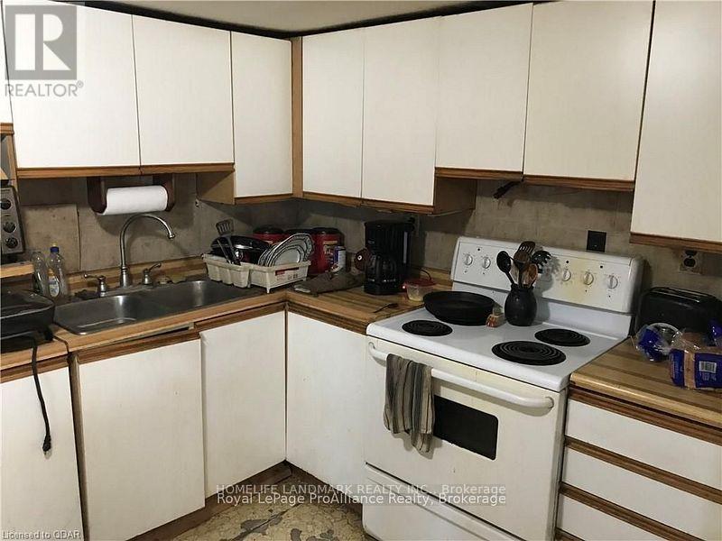 537 Burr Road, Prince Edward County, Ontario  K0K 1A0 - Photo 5 - X12719102