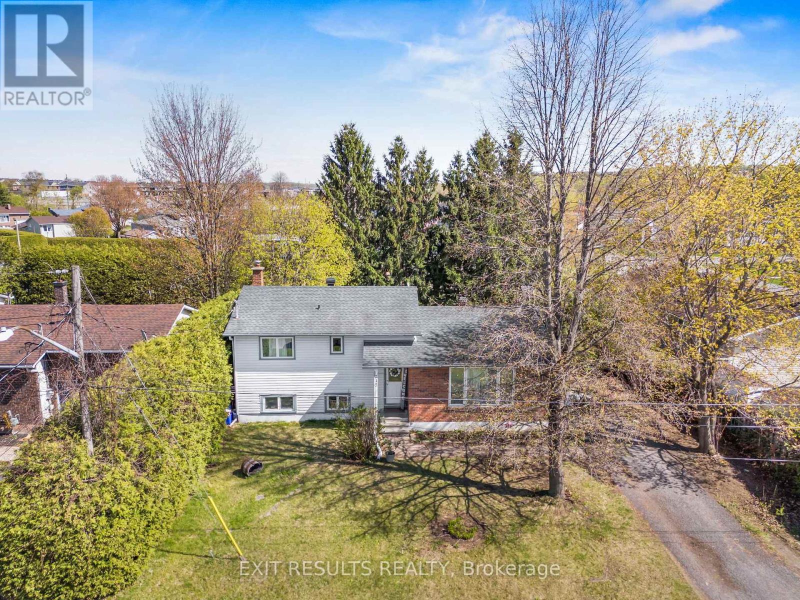 212 SAINTE-ANNE STREET N, Clarence-Rockland, Ontario