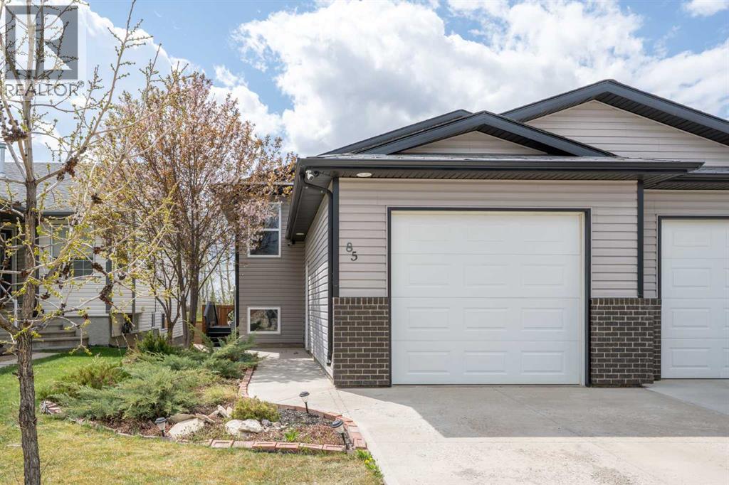 85 Vista Road SE, Medicine Hat, Alberta