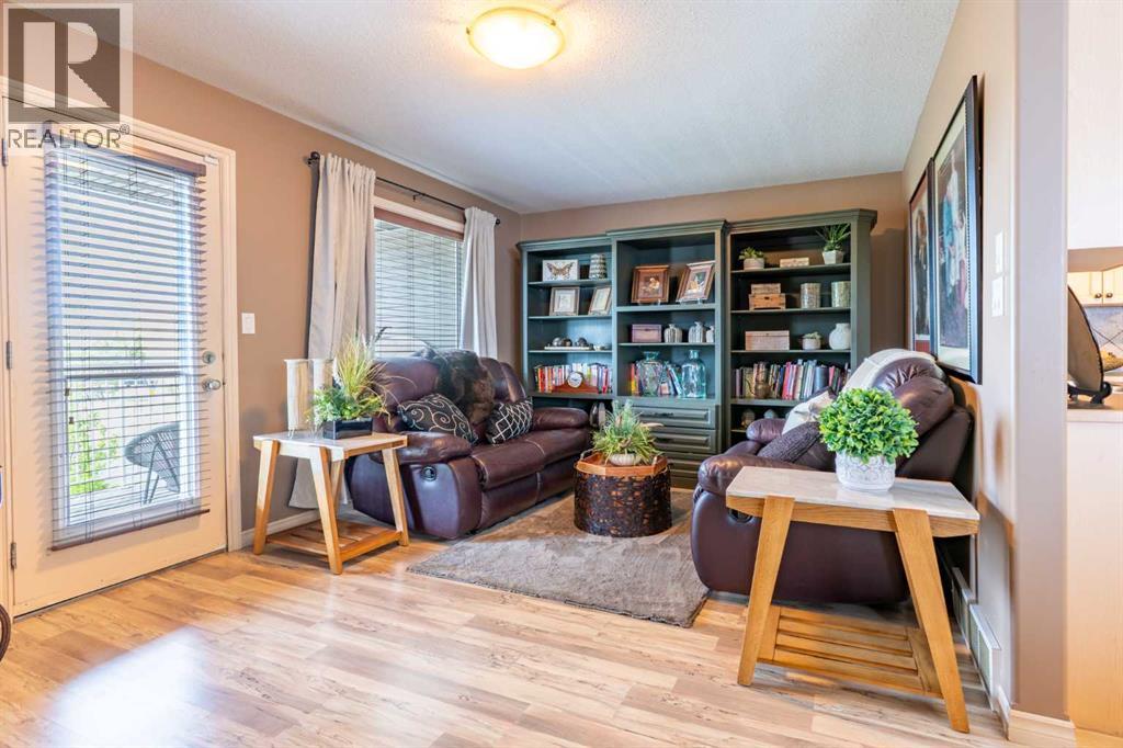 85 Vista Road Se, Medicine Hat, Alberta  T1B 0A3 - Photo 10 - A2306413