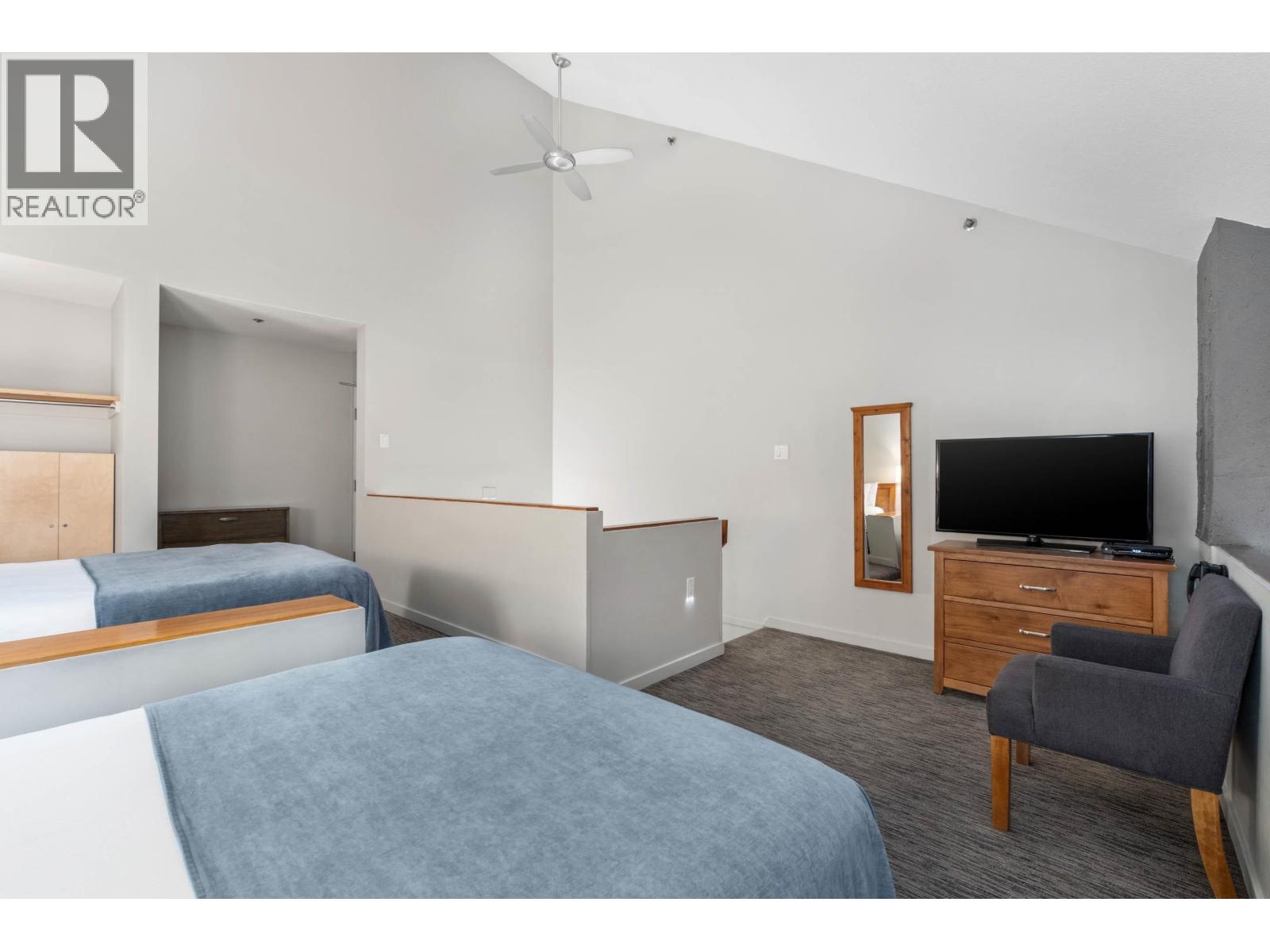 202 4420 Sundial Place, Whistler, British Columbia  V8E 1G6 - Photo 11 - R3123527