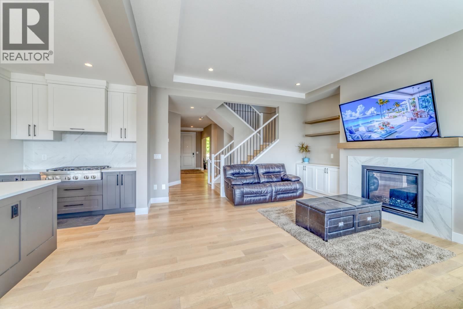 3490 Danielson Drive, Coquitlam, British Columbia  V3E 0N4 - Photo 5 - R3123506