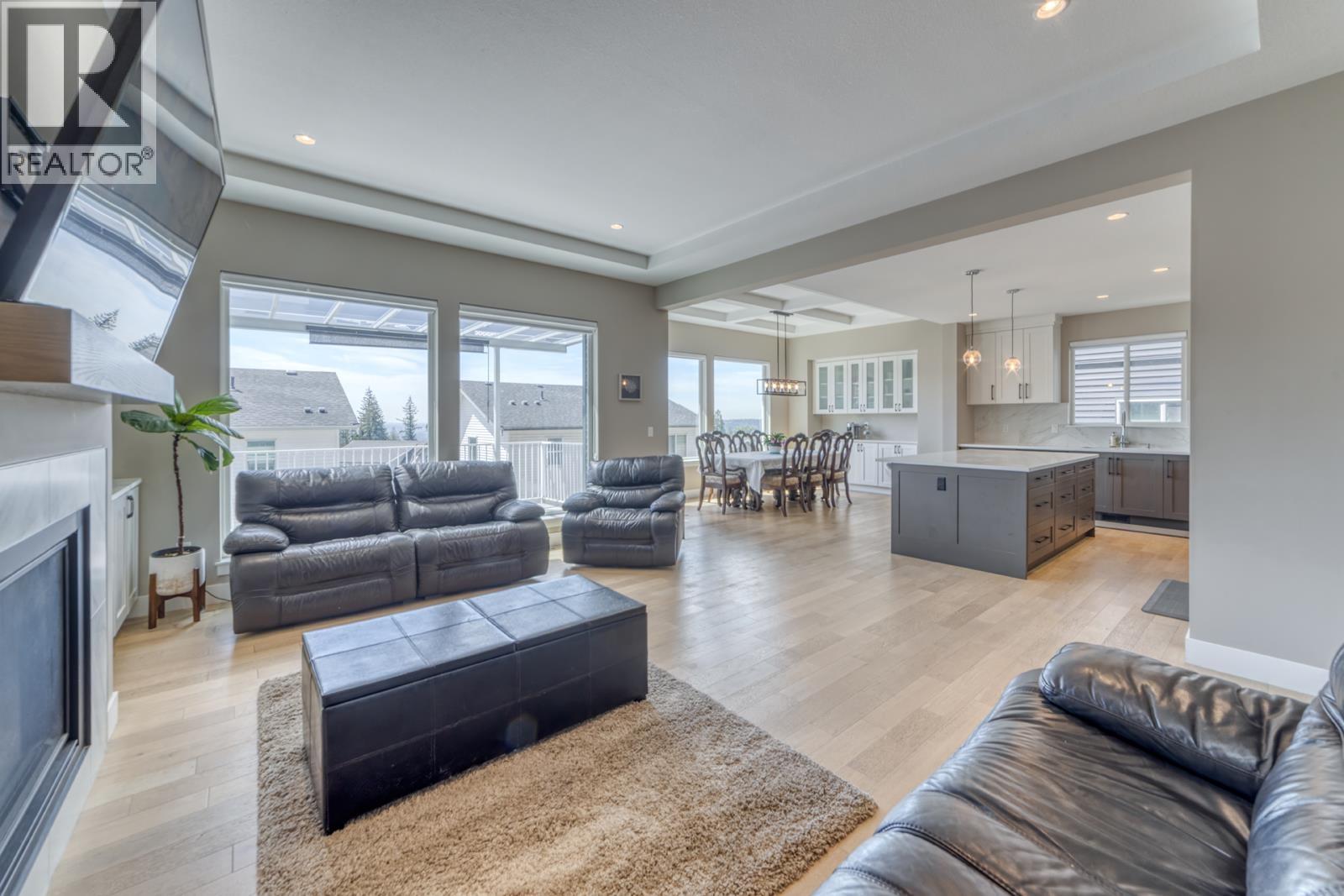 3490 Danielson Drive, Coquitlam, British Columbia  V3E 0N4 - Photo 8 - R3123506