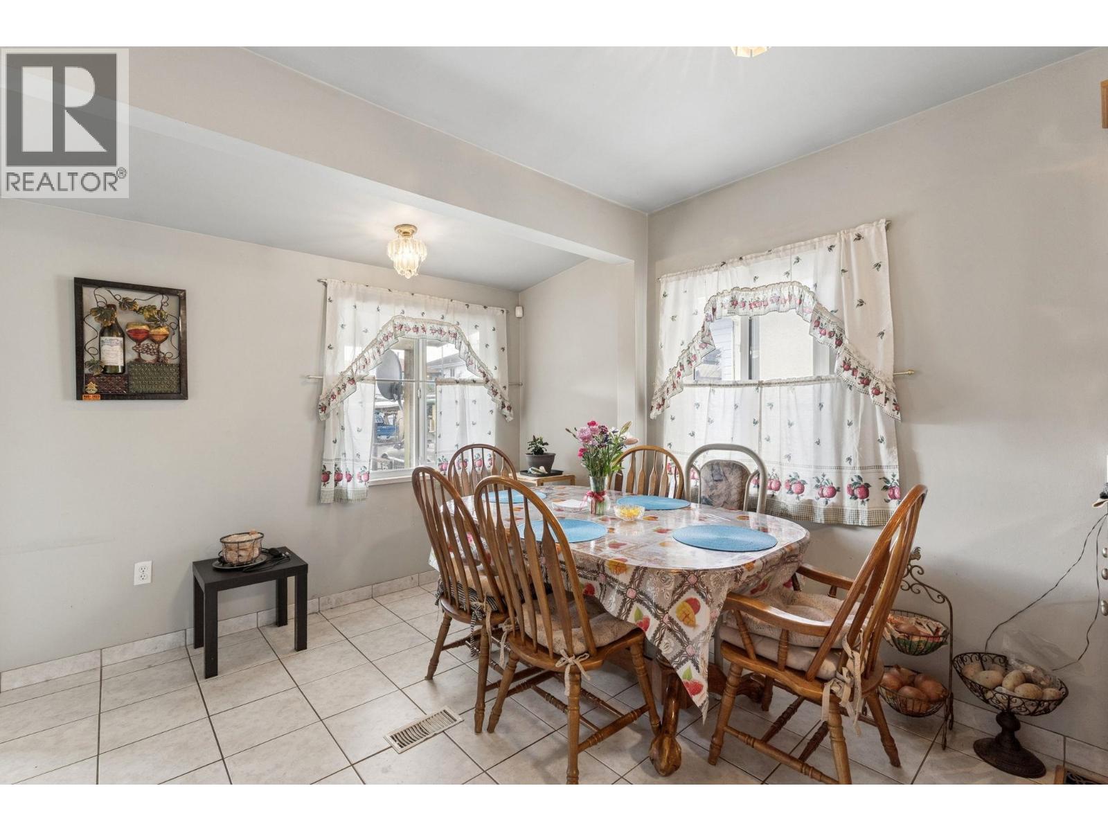 2248 Mannering Avenue, Vancouver, British Columbia  V5N 3C4 - Photo 7 - R3123509