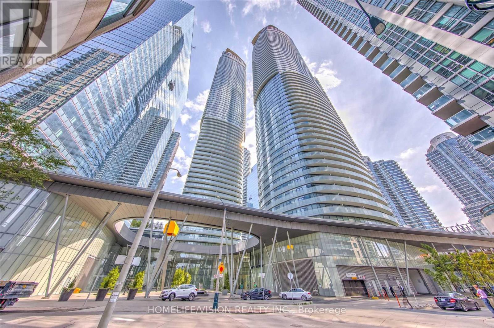 Property Listing: 3001 - 12 York Street, Toronto (Waterfront Communities), Ontario