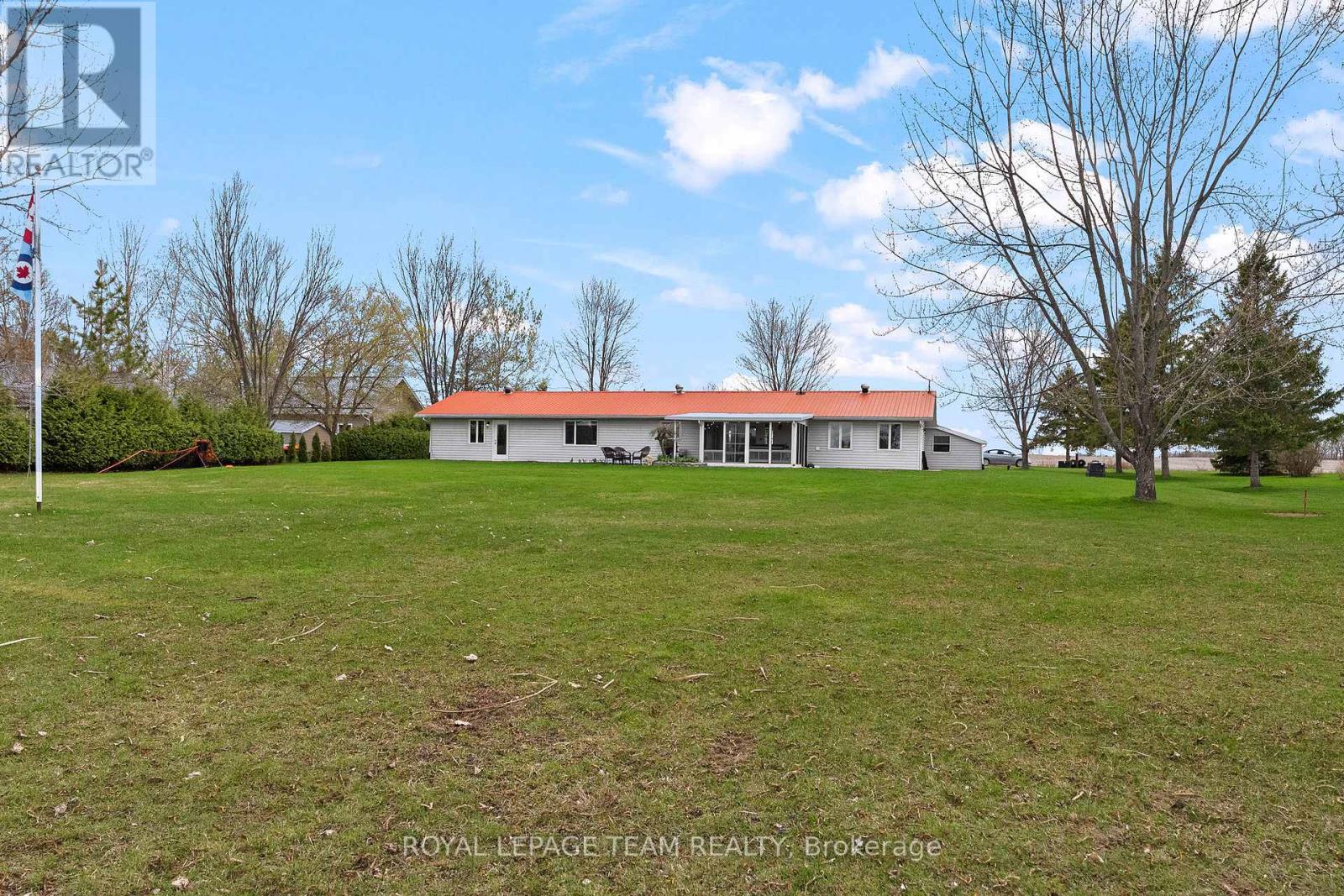 34 Bird Lake Trail, Whitewater Region, Ontario  K0J 1K0 - Photo 31 - X13106580