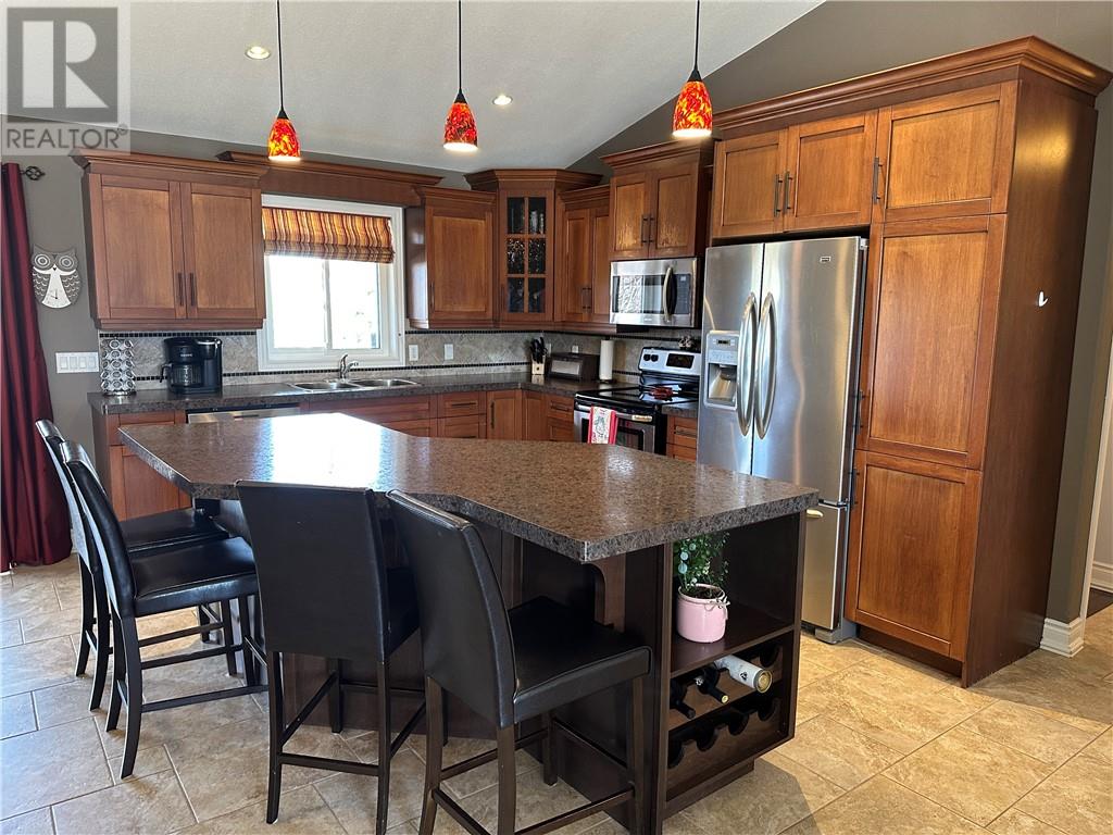 3059 Serge Street, Greater Sudbury, Ontario  P3N 0A3 - Photo 15 - 2127572