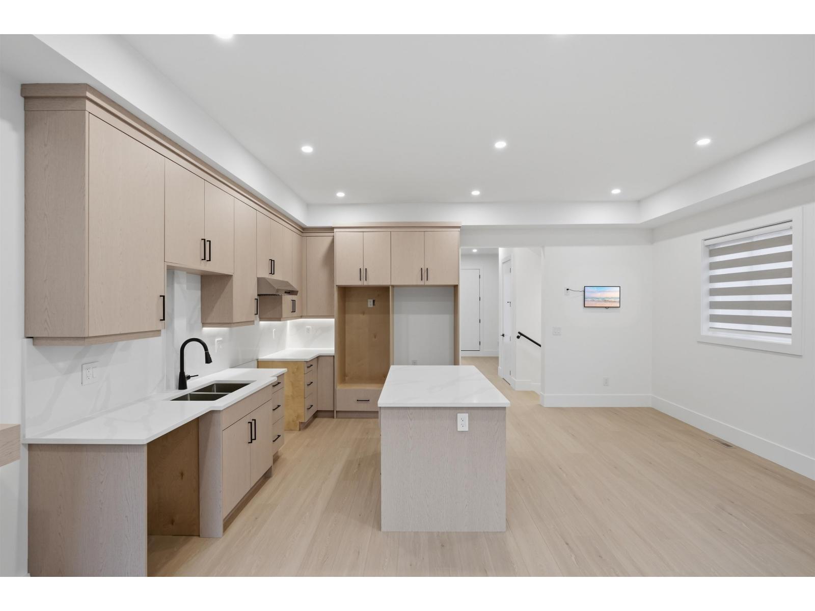 1 12863 Marine Drive, Surrey, British Columbia  V4A 1C8 - Photo 12 - R3123572