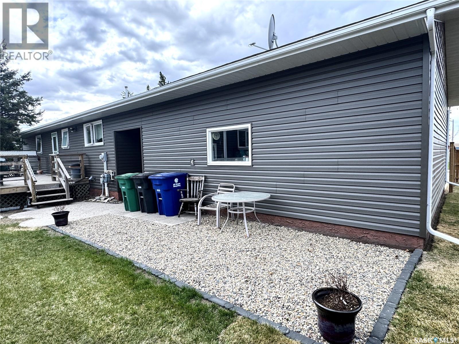 415 3rd Avenue W, Biggar, Saskatchewan  S0K 0M0 - Photo 45 - SK027372