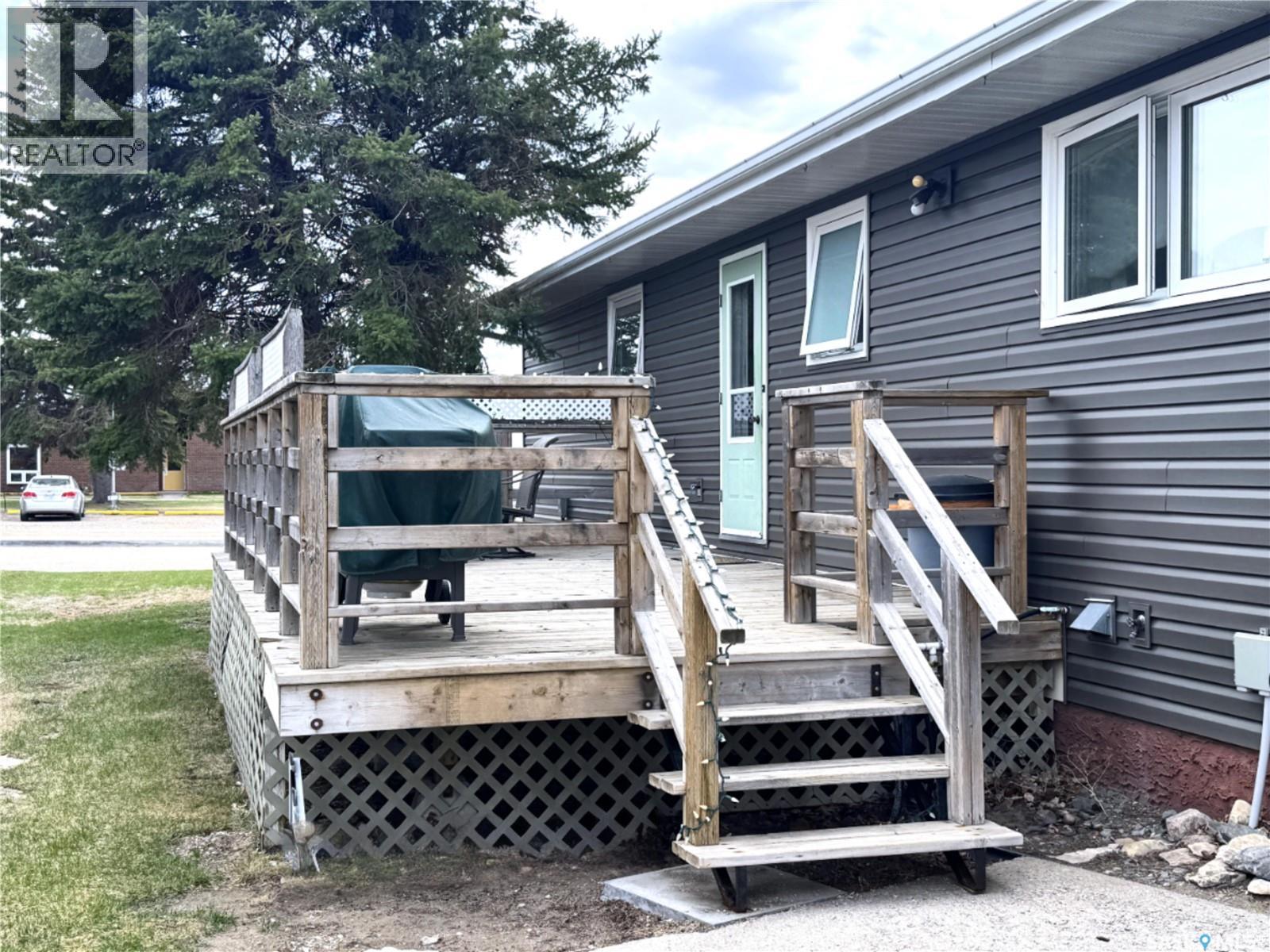 415 3rd Avenue W, Biggar, Saskatchewan  S0K 0M0 - Photo 46 - SK027372