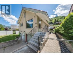 128 Haig Street, Warfield, British Columbia