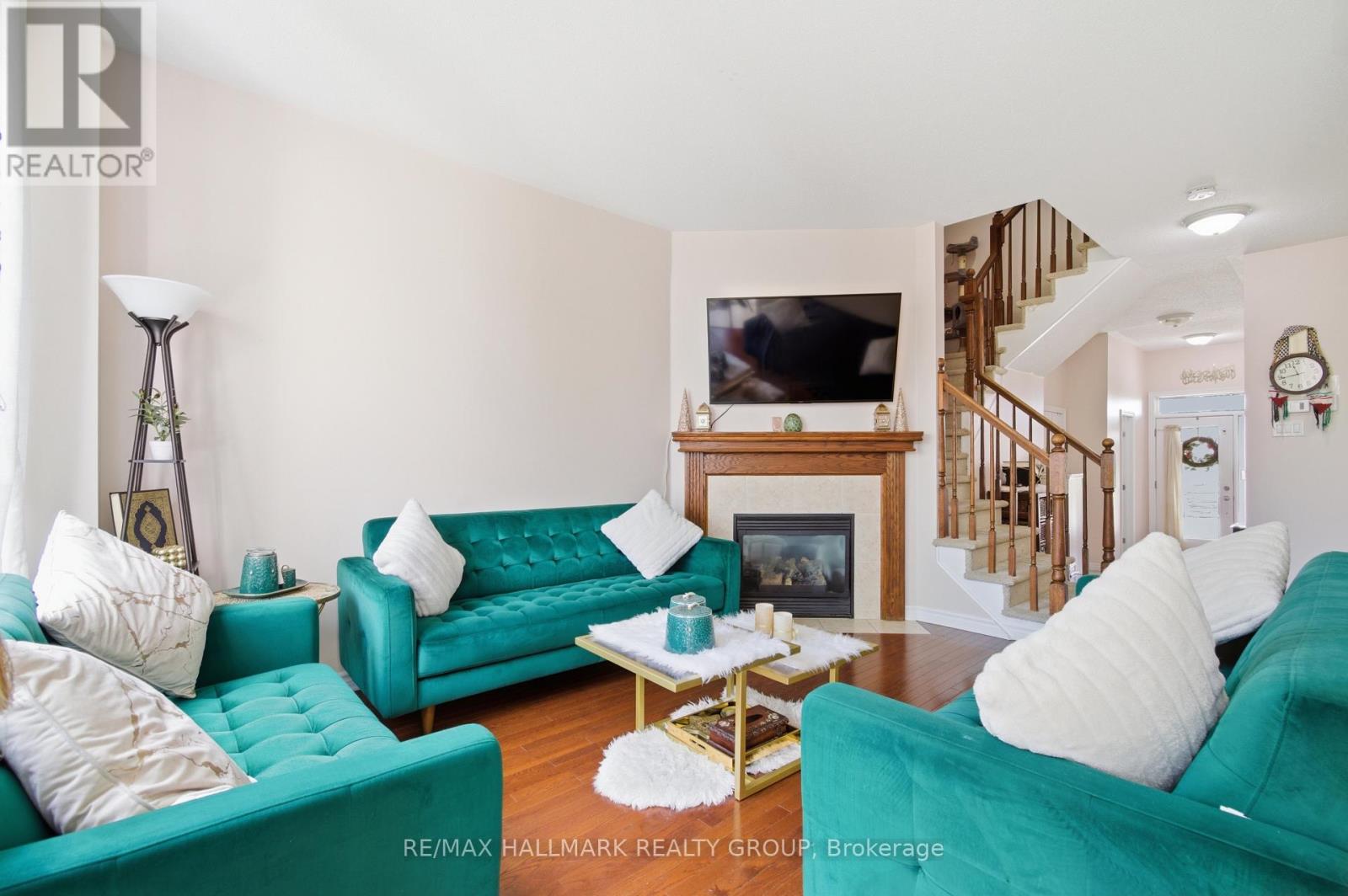728 Cedar Creek Drive, Ottawa, Ontario K1T 0A9 - Photo 7 - X13125364