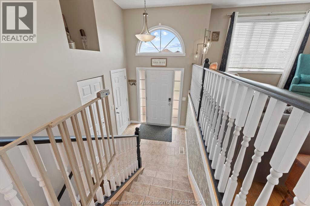 12106 Ducharme Lane, Mcgregor, Ontario  N0R 1J0 - Photo 5 - 26010995