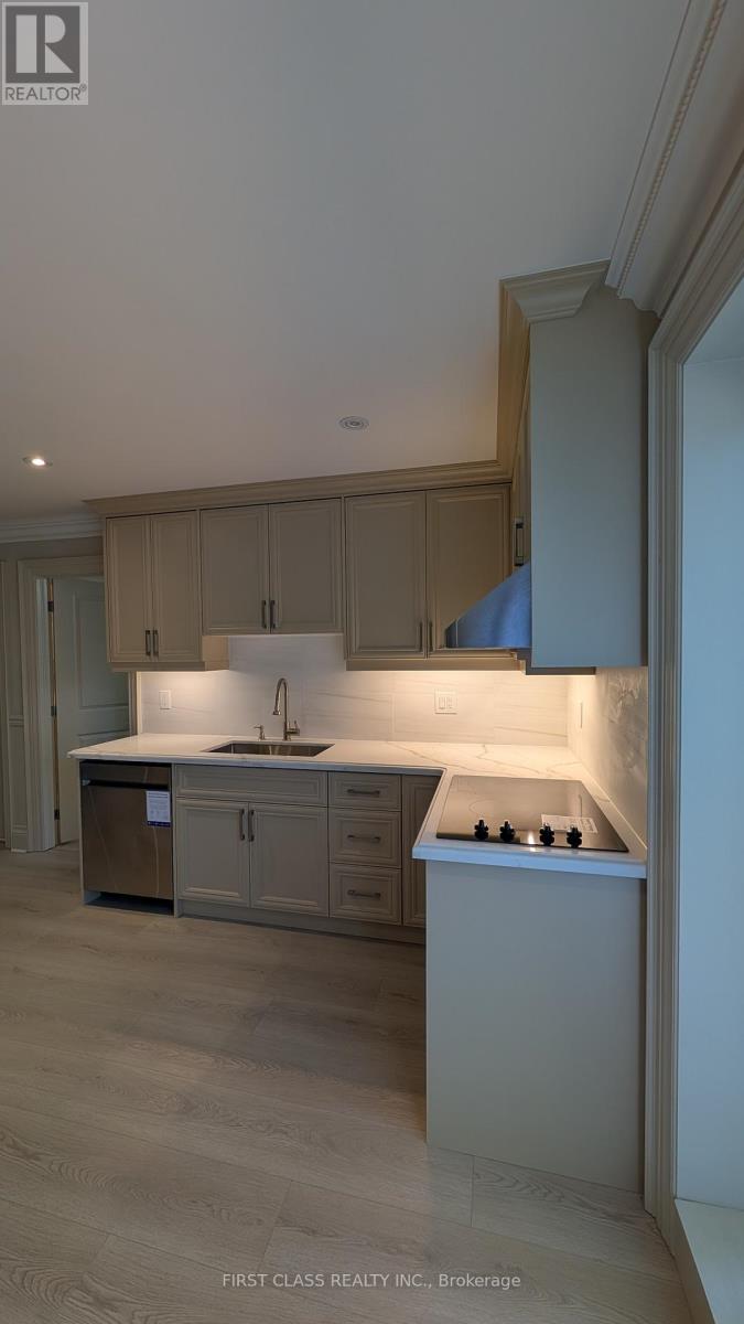 Main - 424 Roehampton Avenue, Toronto, Ontario  M4P 1S4 - Photo 14 - C13125332