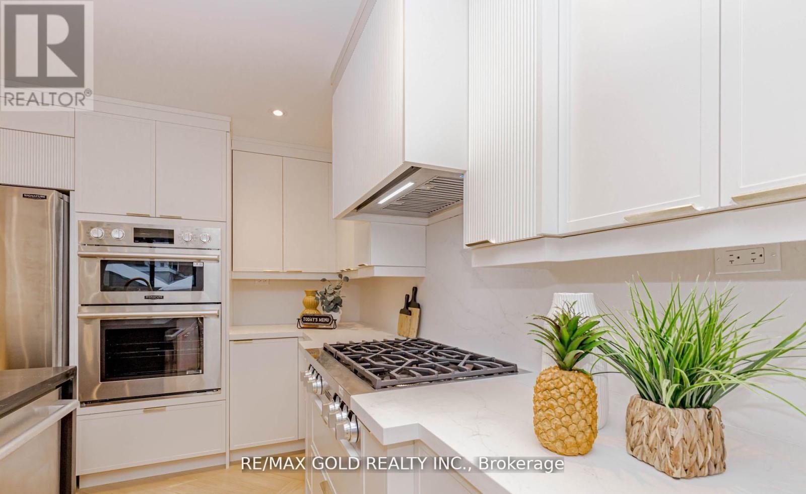 786 Euclid Avenue, Toronto (Annex), Ontario  M6G 2V4 - Photo 10 - C13125370