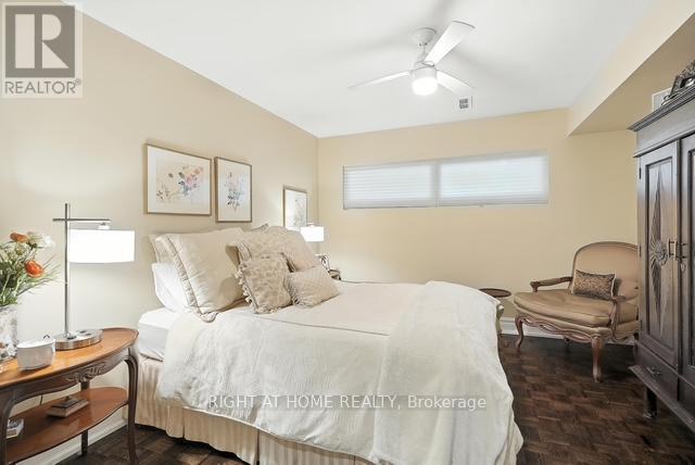 17 Denmark Crescent, Toronto, Ontario  M2R 1J3 - Photo 16 - C13125410