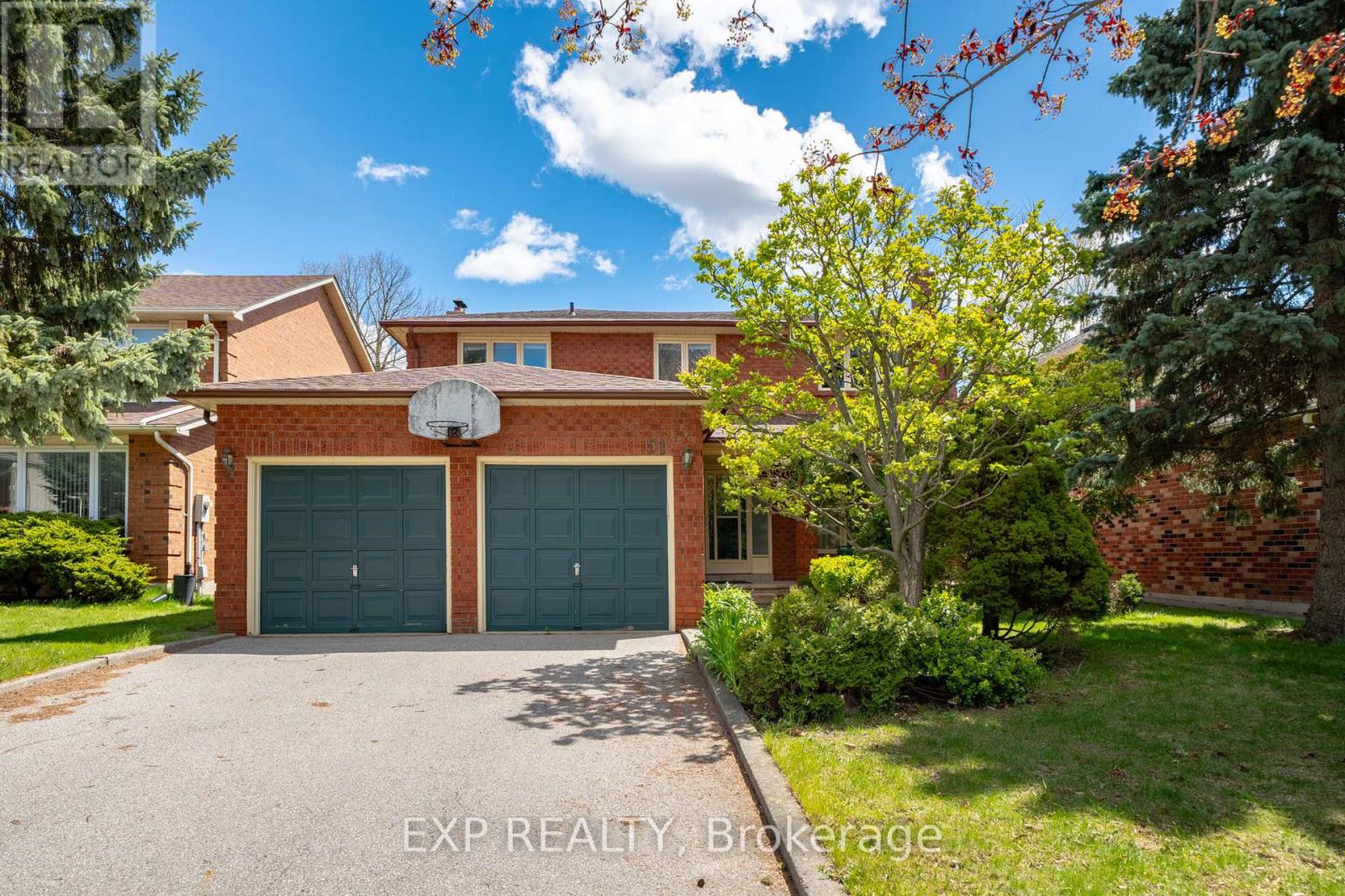 51 Sanderson Crescent, Richmond Hill, Ontario  L4C 5L5 - Photo 4 - N13125318
