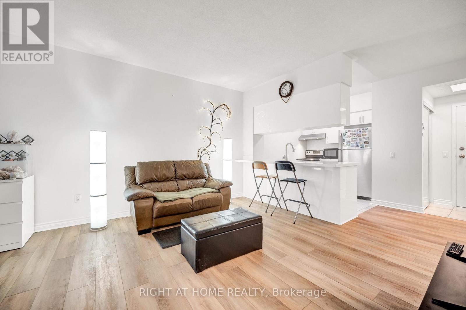 107a - 7398 Yonge Street, Vaughan (Crestwood-Springfarm-Yorkhill), Ontario  L4J 8J2 - Photo 34 - N13125386