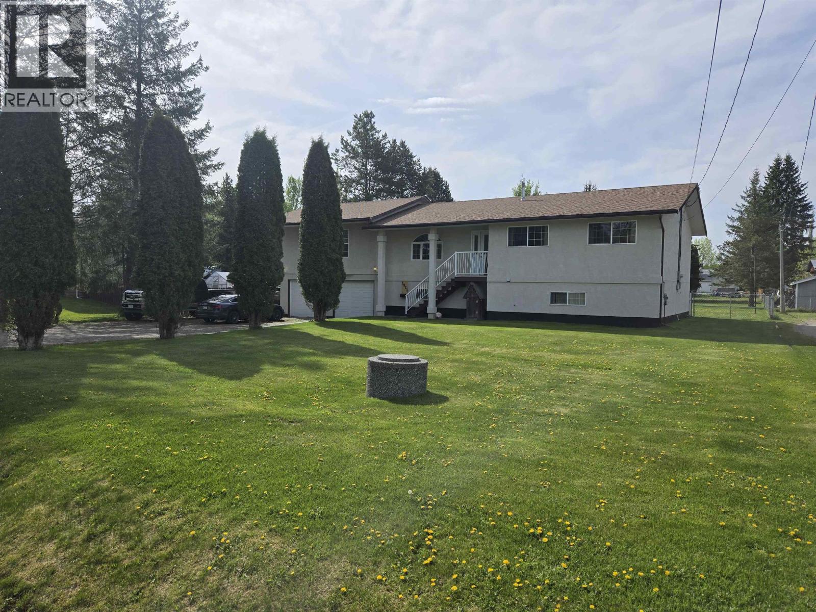 1921 Cypress Road, Quesnel, British Columbia  V2J 4B1 - Photo 1 - R3123346