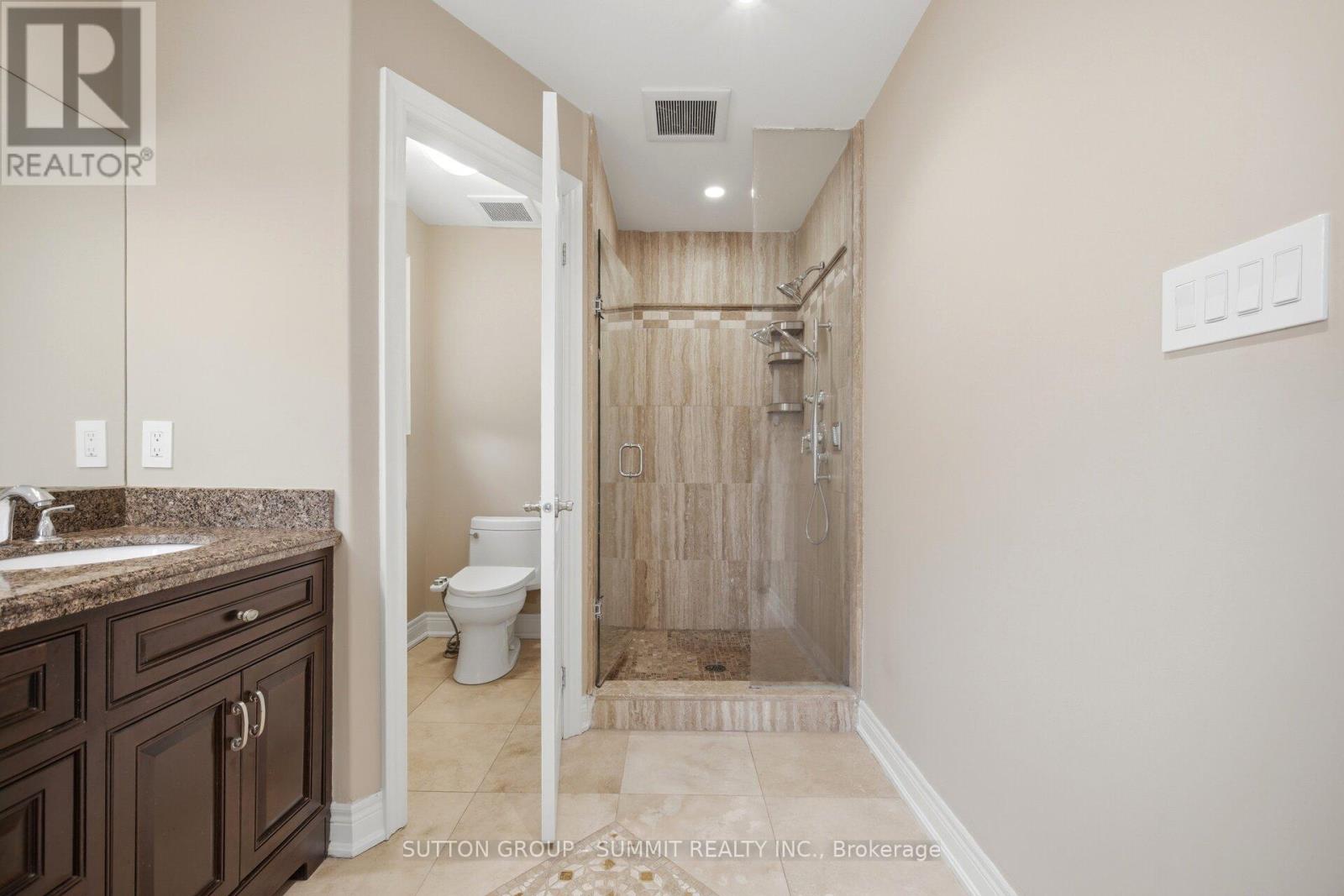 12 Pioneer Drive, Mississauga, Ontario  L5M 1G9 - Photo 24 - W13125316