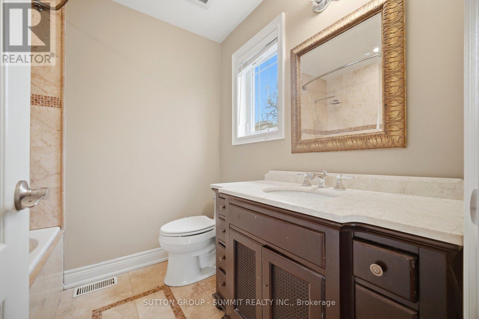 12 Pioneer Drive, Mississauga, Ontario  L5M 1G9 - Photo 27 - W13125316