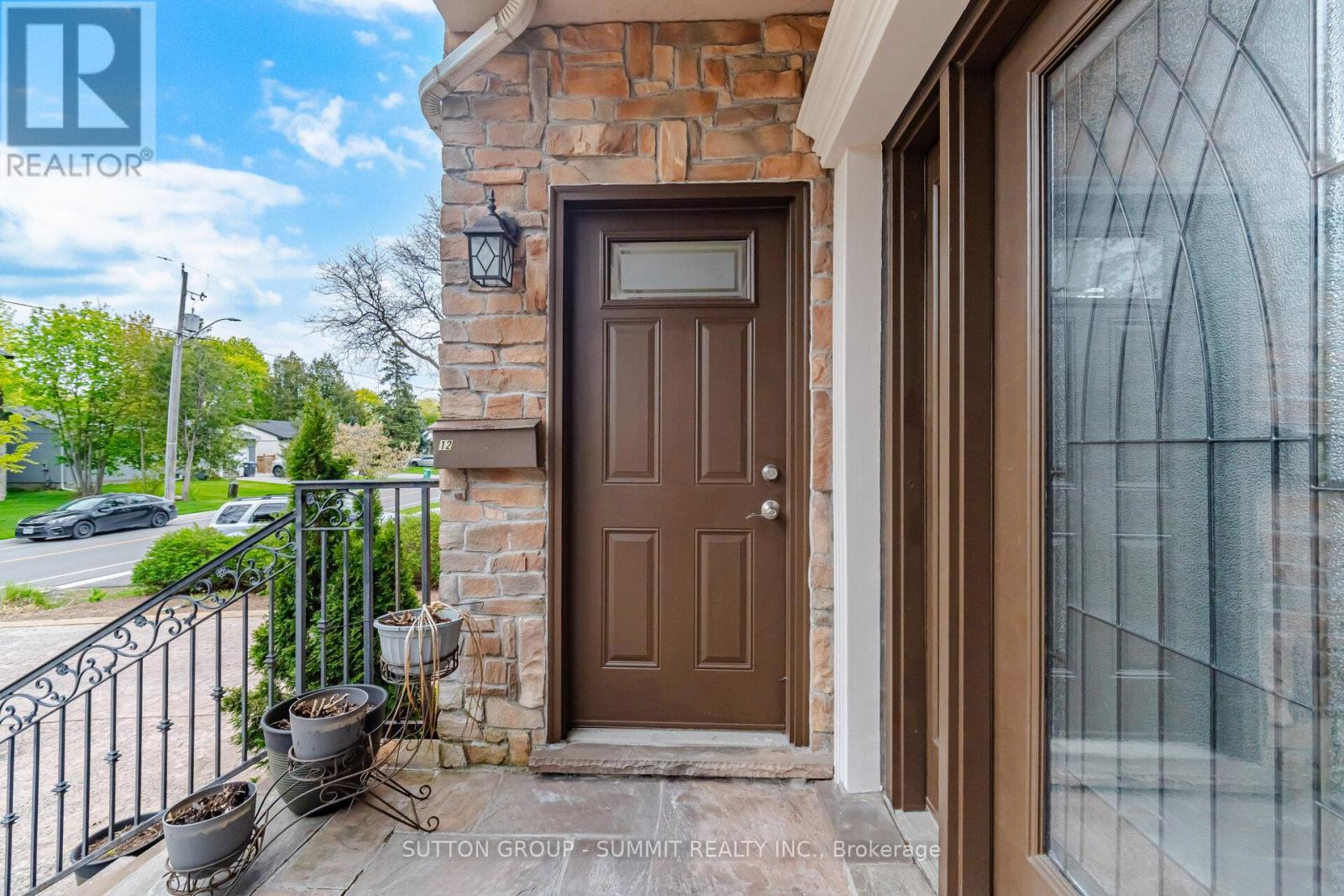 12 Pioneer Drive, Mississauga, Ontario  L5M 1G9 - Photo 3 - W13125316