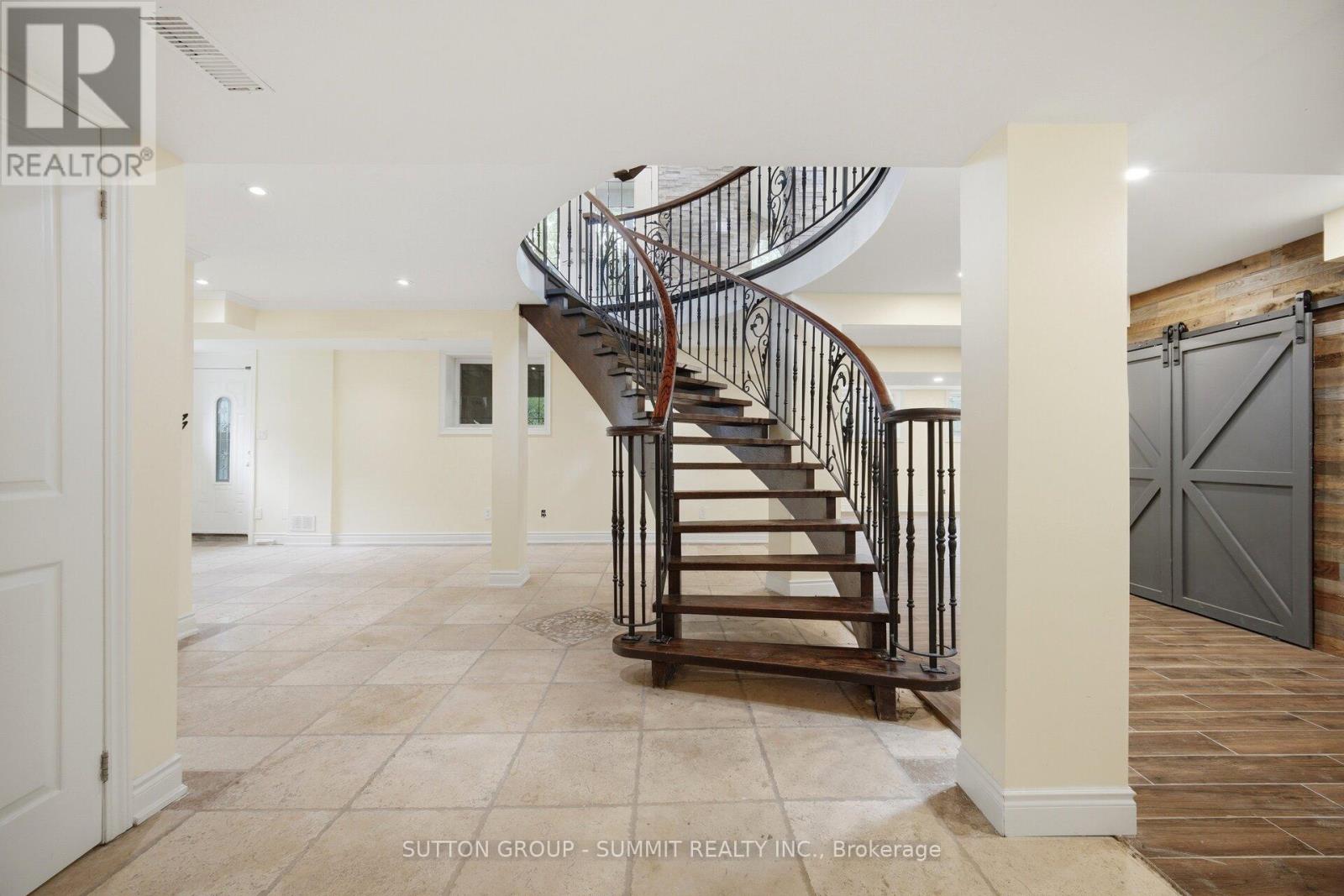 12 Pioneer Drive, Mississauga, Ontario  L5M 1G9 - Photo 37 - W13125316