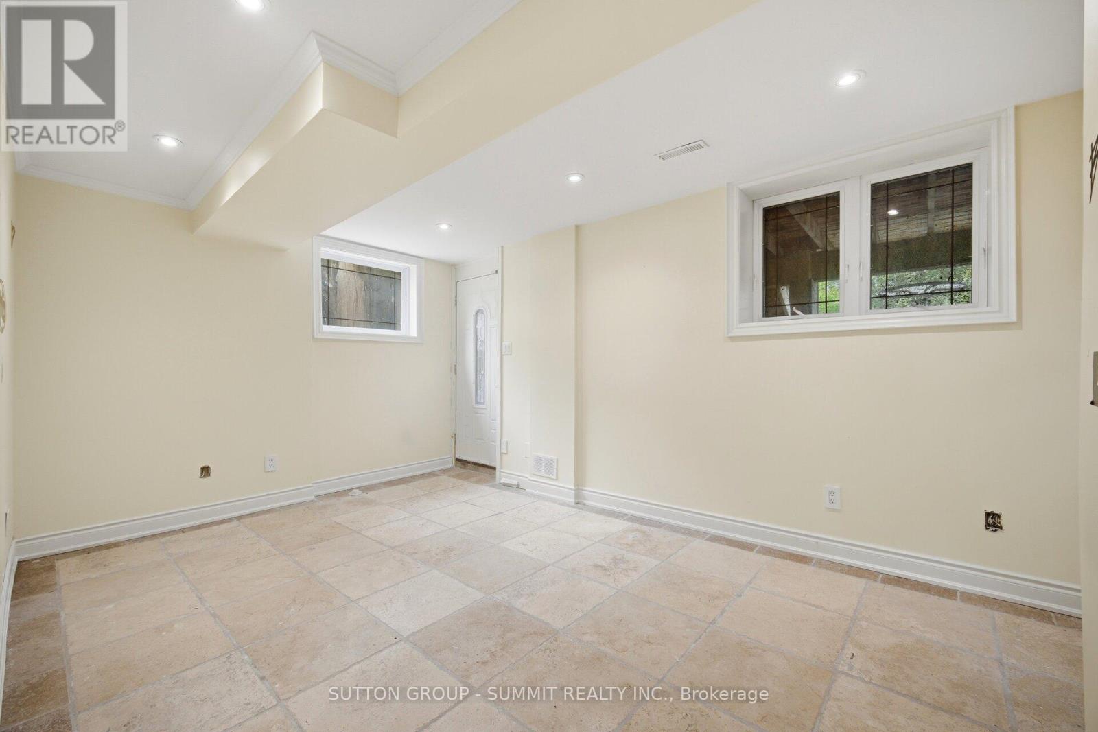 12 Pioneer Drive, Mississauga, Ontario  L5M 1G9 - Photo 41 - W13125316