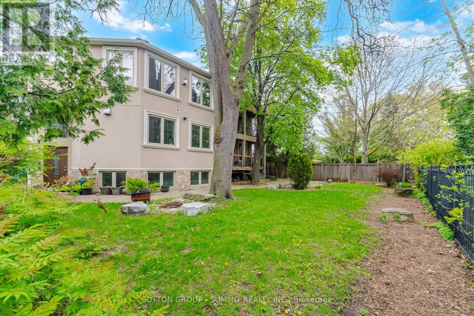 12 Pioneer Drive, Mississauga, Ontario  L5M 1G9 - Photo 49 - W13125316