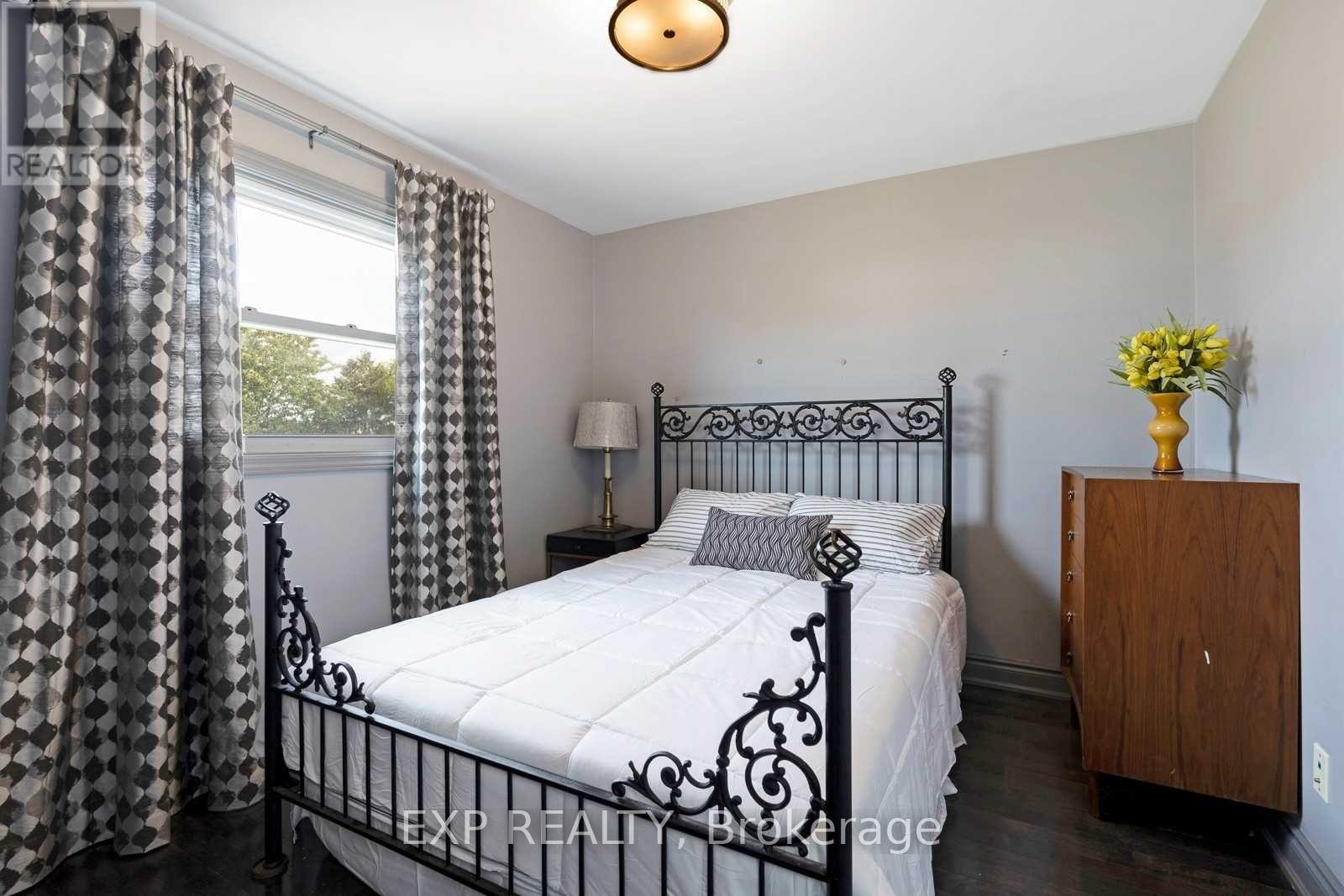 43 Floribunda Crescent, Brampton, Ontario  L6T 4R9 - Photo 11 - W13125396
