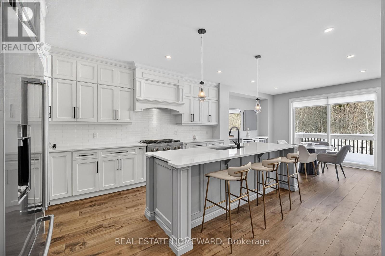 3329 Vernon Powell Drive, Oakville, Ontario  L6H 0Y4 - Photo 12 - W13125408