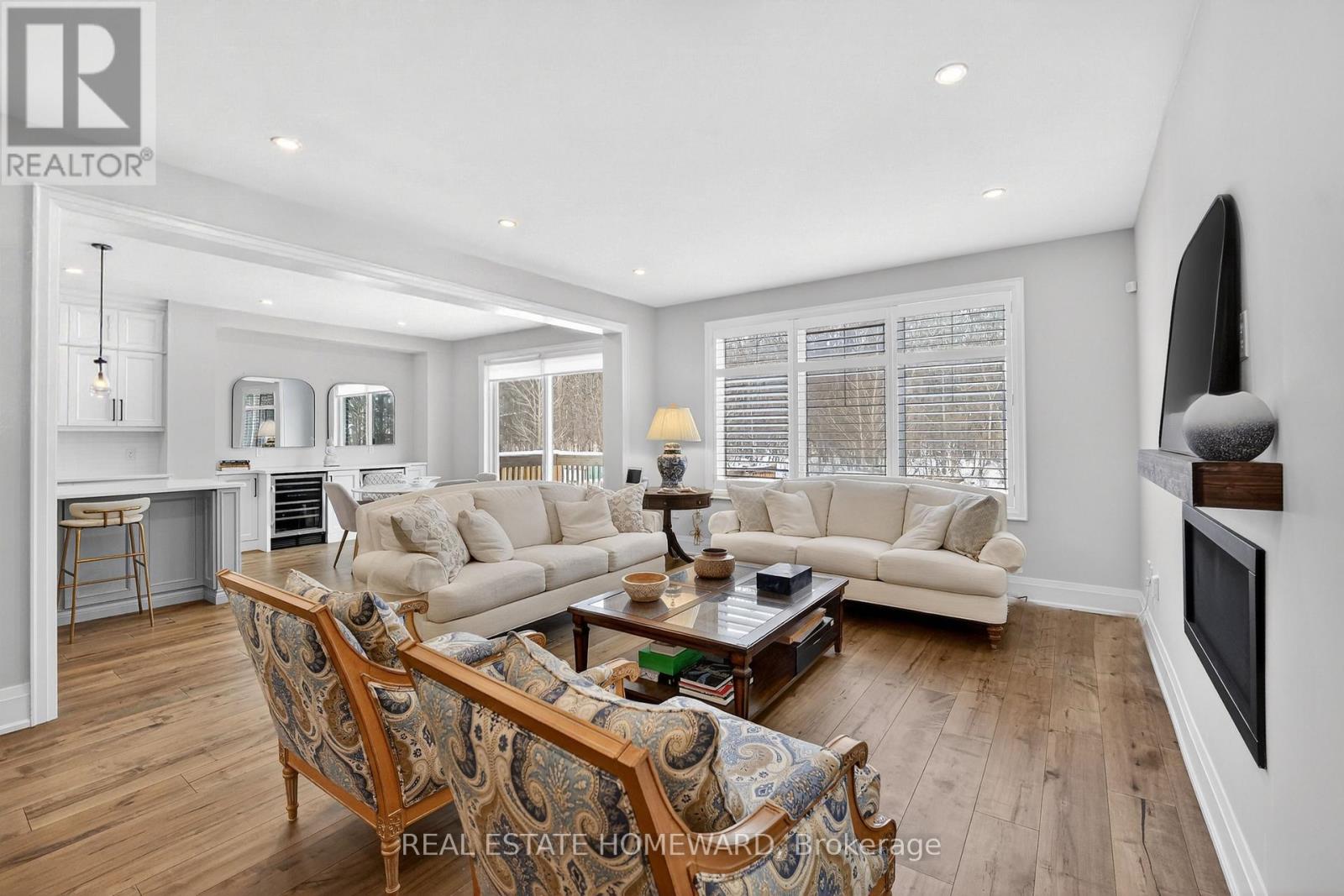 3329 Vernon Powell Drive, Oakville, Ontario  L6H 0Y4 - Photo 8 - W13125408