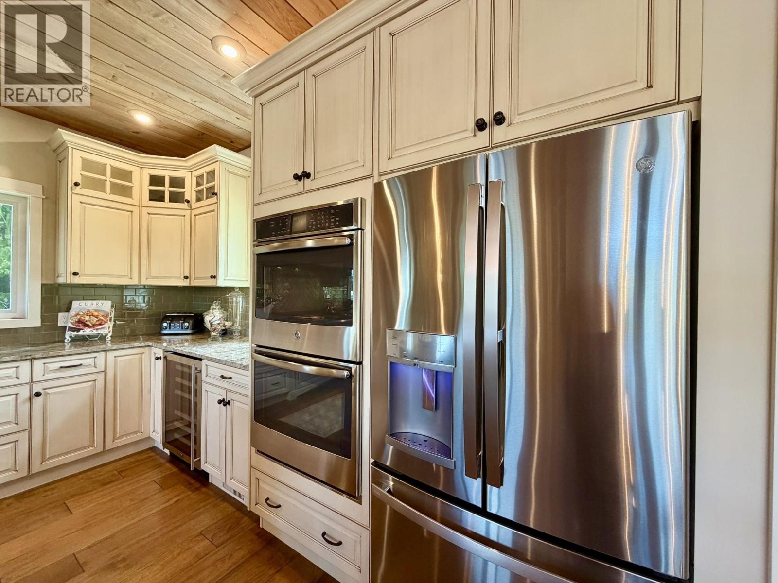 8989 S Mahood Lake Road, Canim Lake, British Columbia  V0K 1J0 - Photo 22 - R3123603