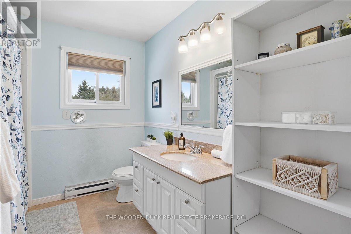 623 Belmont Twp 2nd Line, Havelock-Belmont-Methuen, Ontario  K0L 1Z0 - Photo 13 - X12943854