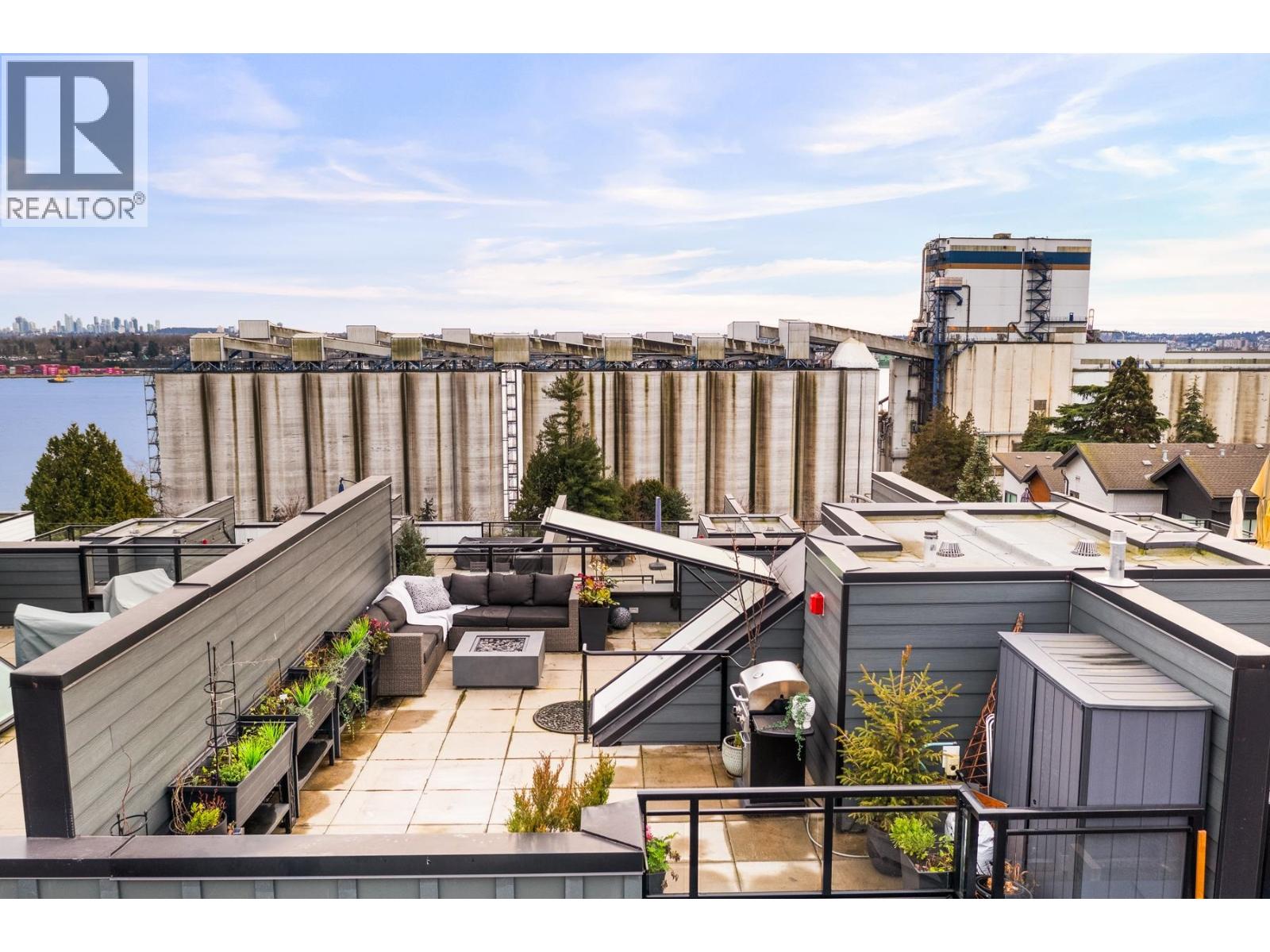 444 545 E 2nd Street, North Vancouver, British Columbia  V7L 1E1 - Photo 36 - R3108115