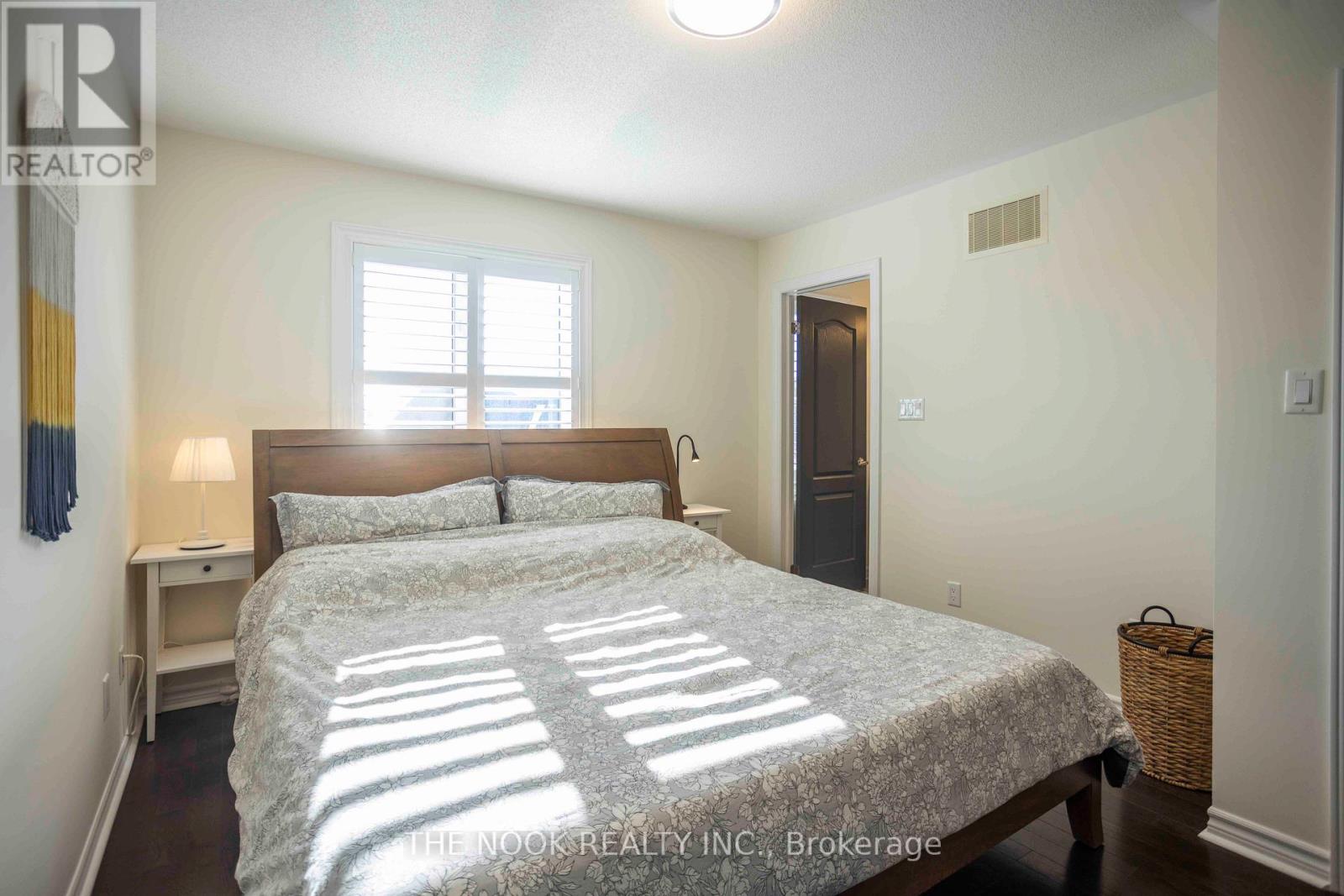 36 Ferris Square, Clarington, Ontario  L1E 0J2 - Photo 19 - E13125016