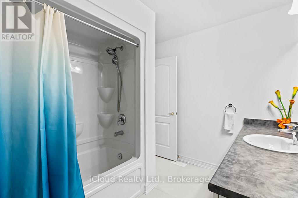 120 Stonebrook Way, Grey Highlands, Ontario  N0C 1H0 - Photo 17 - X12874718