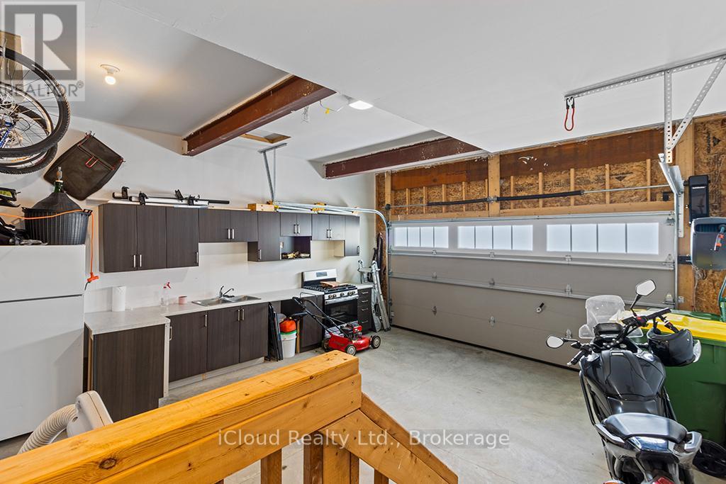 120 Stonebrook Way, Grey Highlands, Ontario  N0C 1H0 - Photo 18 - X12874718